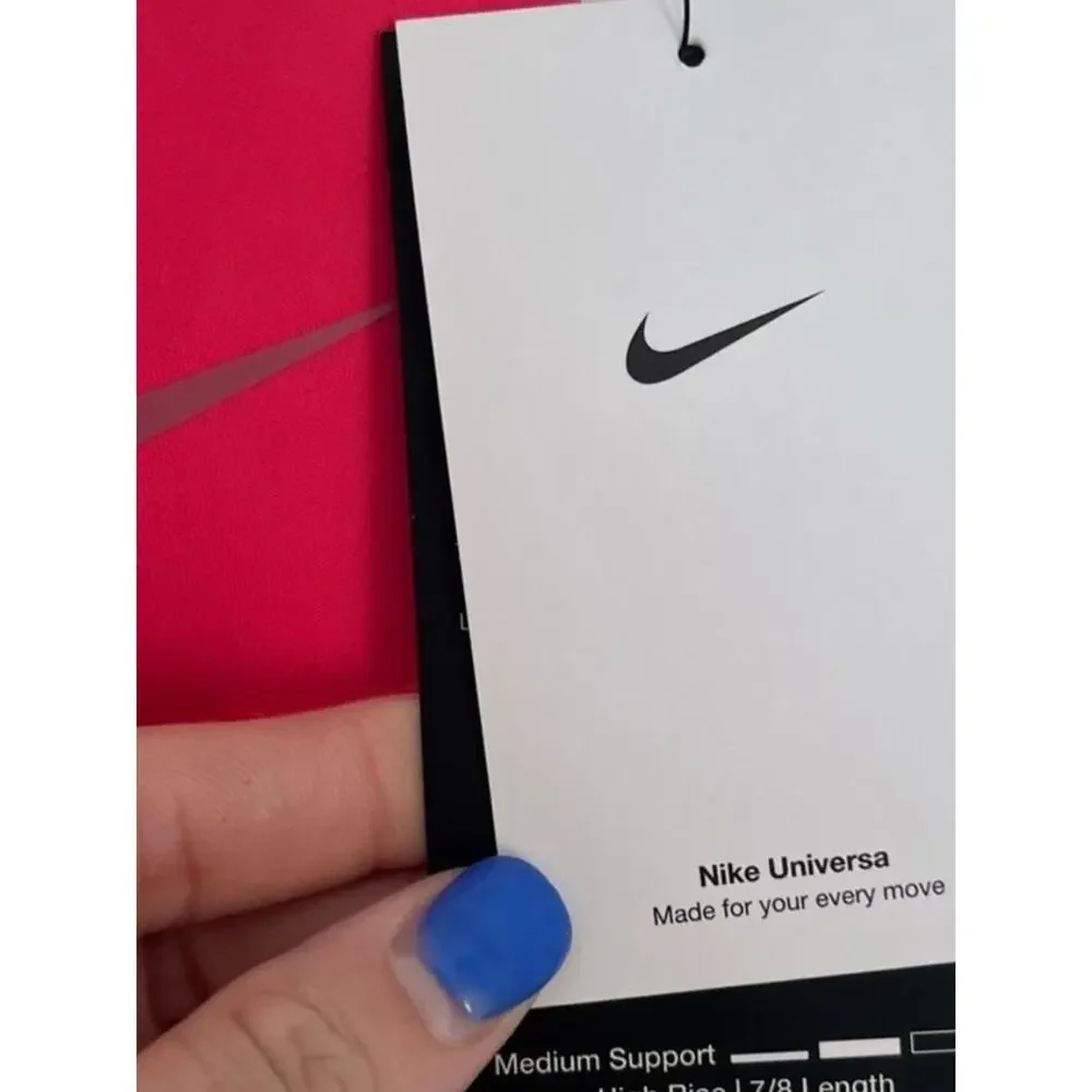 Nike Womens Universa 7/8 Length Leggings Size Large